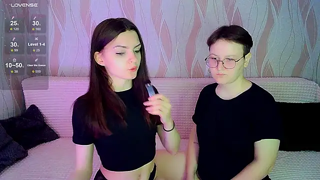  crazy baby  online show from October 2025 08:09:01 PM