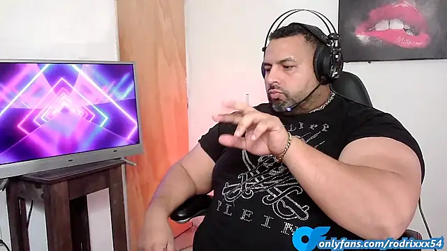 Snapshot of rodrix54 chatting on January 2025 11:18:02 PM rodrix54 online show from January 2025 11:18:02 PM