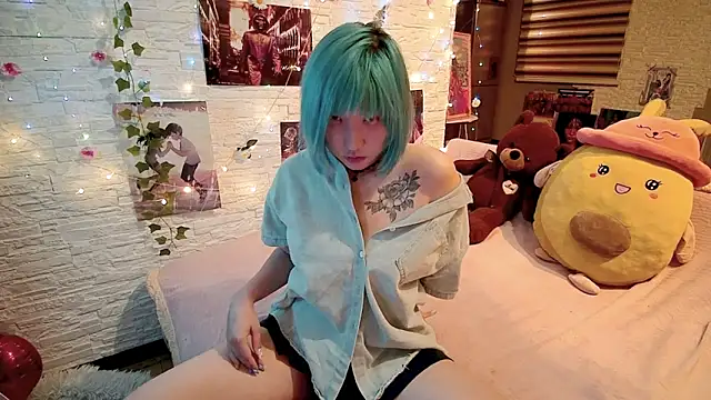 Akemilun online show from September 2025 04:45:01 AM