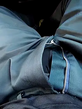 Snapshot of mjiyk1130 chatting on February 2025 07:00:01 AM mjiyk1130 online show from February 2025 07:00:01 AM