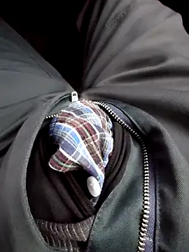 Snapshot of mjiyk1130 chatting on March 2025 07:54:01 AM mjiyk1130 online show from March 2025 07:54:01 AM