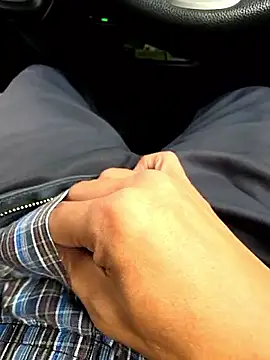 Snapshot of mjiyk1130 chatting on September 2025 08:03:01 AM mjiyk1130 online show from September 2025 08:03:01 AM