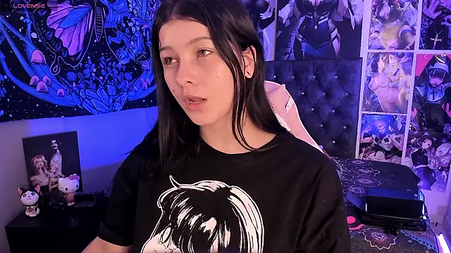 LanaKyutt online show from July 2026 11:53:01 PM
