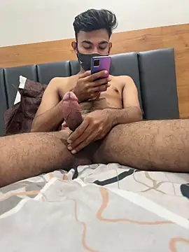 Snapshot of rajapo_1 chatting on April 2026 05:13:02 PM rajapo 1 online show from April 2026 05:13:02 PM