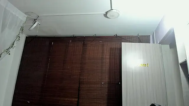 Apolo Bianco  online show from December 2024 11:33:01 AM