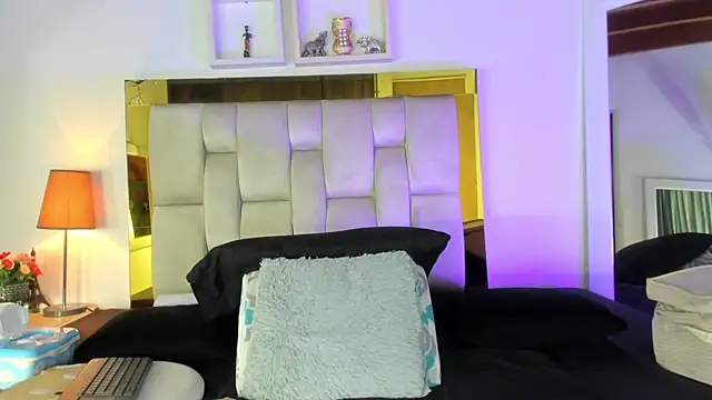 emmy r online show from February 2025 12:05:02 PM