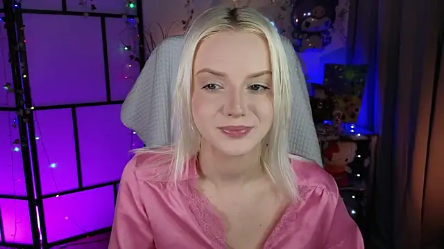 ImBonBon online show from November 2025 12:32:02 AM