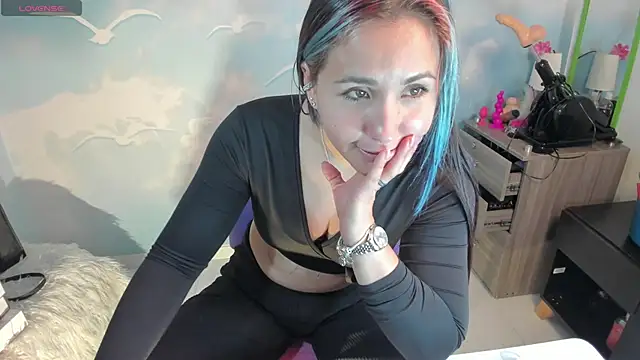 Nata bernett online show from September 2025 11:43:01 PM