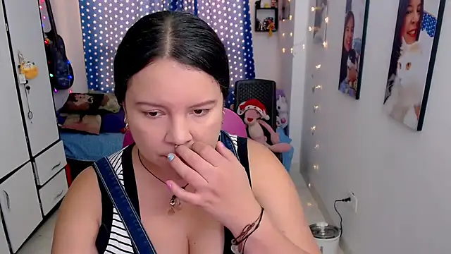 claryssa  online show from December 2025 07:54:02 PM