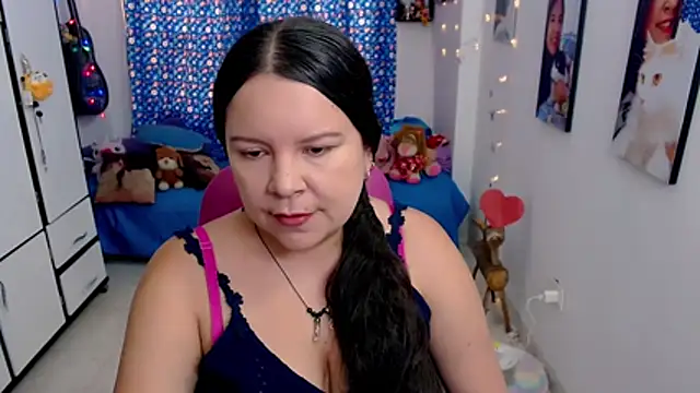 claryssa  online show from March 2026 06:45:02 PM