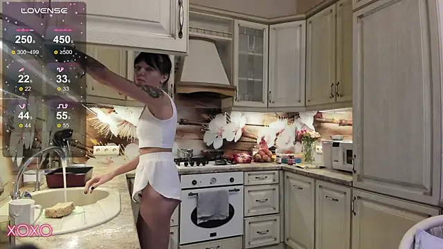 Mariella Adamss online show from March 2025 06:30:01 PM