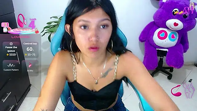 emily rosse04 online show from April 2026 01:25:01 AM