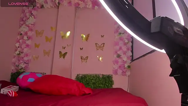 grandmother milf online show from February 2026 02:02:01 PM