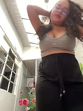 CurlyGirl 1 online show from February 2025 05:51:02 PM