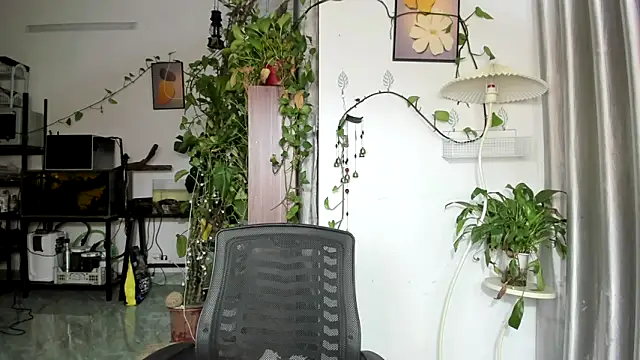 Snapshot of Oliver_Nl chatting on July 2026 05:00:01 AM Oliver Nl online show from July 2026 05:00:01 AM