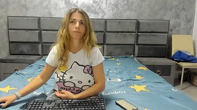 Snapshot of Hottalicia2 chatting on October 2025 07:47:01 PM Hottalicia2 online show from October 2025 07:47:01 PM