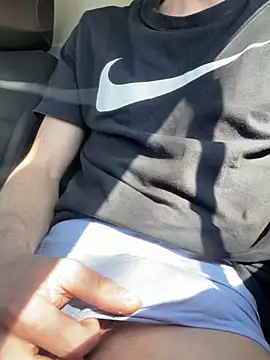 Maxthekid online show from March 2025 10:41:01 AM