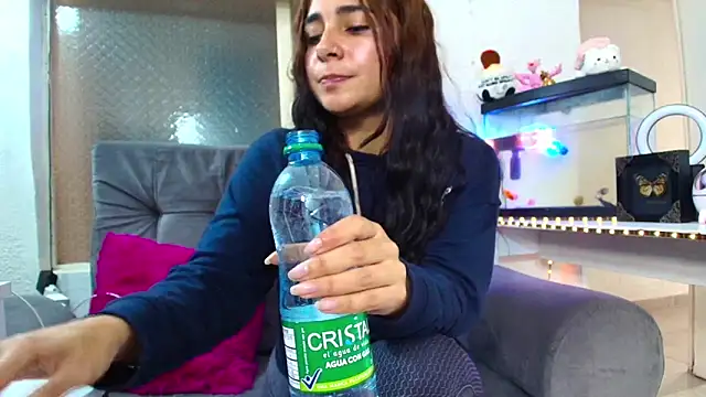 Meganmilk1 online show from September 2025 04:29:01 PM