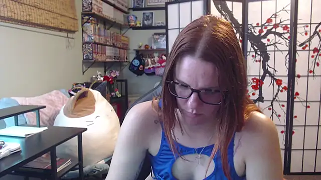 Sarahtineke online show from May 2026 02:07:02 AM