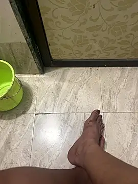 Snapshot of hitlar1026 chatting on January 2026 08:43:01 PM hitlar1026 online show from January 2026 08:43:01 PM