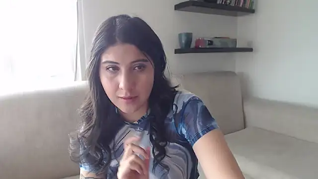 BubbleGumm  online show from May 2026 09:13:01 PM