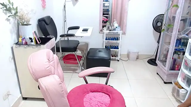 titsbiglovers online show from May 2026 04:35:02 PM
