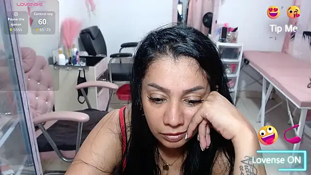 titsbiglovers online show from July 2026 06:20:01 PM