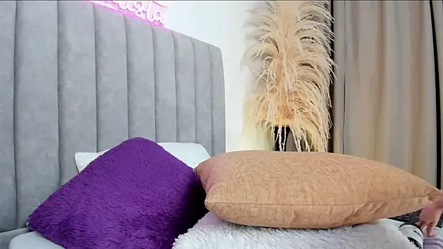 AmatistaSallow   online show from February 2025 04:57:02 AM