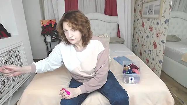 AmiHotGranny online show from April 2026 01:16:01 PM