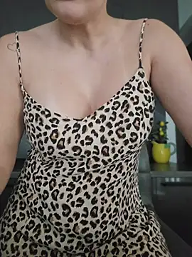 AnaFoxxy online show from June 2026 04:56:02 PM