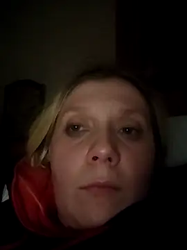 Snapshot of LeraSweet chatting on February 2026 09:10:01 PM LeraSweet online show from February 2026 09:10:01 PM