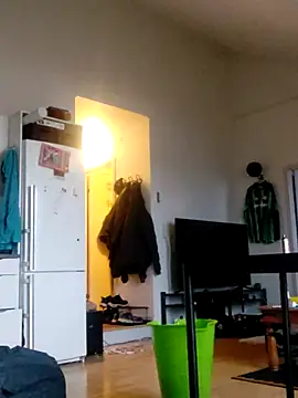 Snapshot of eltoulou chatting on February 2025 03:53:01 PM eltoulou online show from February 2025 03:53:01 PM