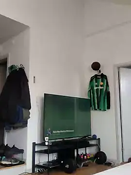 Snapshot of eltoulou chatting on March 2025 06:27:01 AM eltoulou online show from March 2025 06:27:01 AM