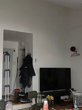 Snapshot of eltoulou chatting on March 2025 11:42:02 AM eltoulou online show from March 2025 11:42:02 AM