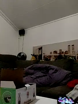 Snapshot of eltoulou chatting on March 2025 07:48:02 PM eltoulou online show from March 2025 07:48:02 PM