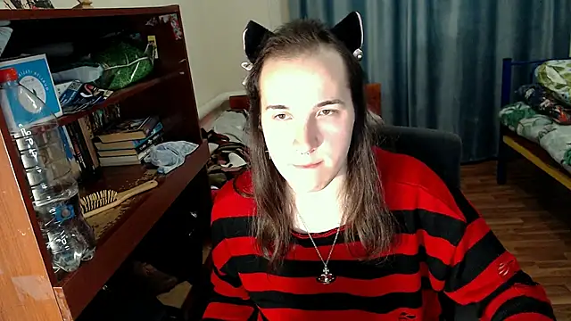 EvaMiron online show from March 2025 03:56:01 PM