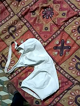 heartbroke13 online show from February 2025 03:22:01 AM