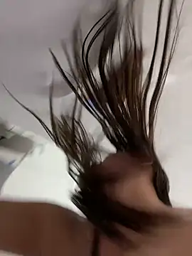 deliaroyal online show from October 2025 10:32:02 AM