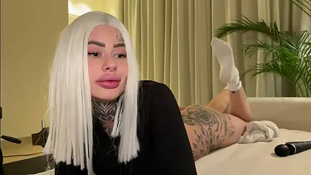 Snapshot of bambixboo chatting on March 2026 06:34:02 PM bambixboo online show from March 2026 06:34:02 PM