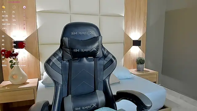 megan cooper28 online show from September 2025 12:20:01 PM