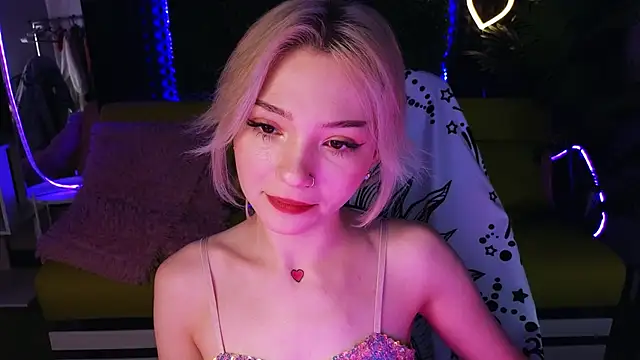 Snapshot of SandraBoyl chatting on January 2025 01:02:01 AM SandraBoyl online show from January 2025 01:02:01 AM