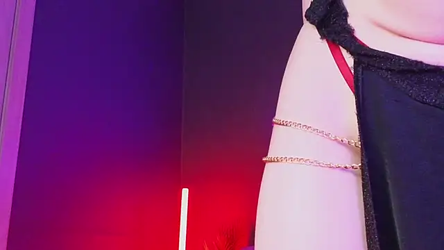 Snapshot of SandraBoyl chatting on January 2025 04:20:01 AM SandraBoyl online show from January 2025 04:20:01 AM