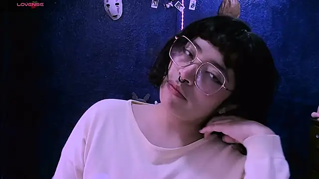 Snapshot of NinaYellow chatting on December 2024 02:46:02 PM NinaYellow online show from December 2024 02:46:02 PM