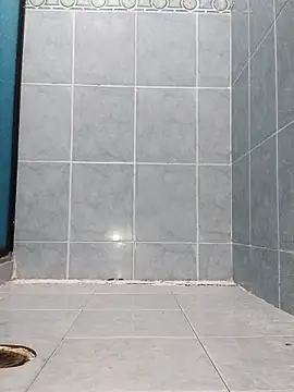 Juanroom online show from May 2026 09:42:02 PM