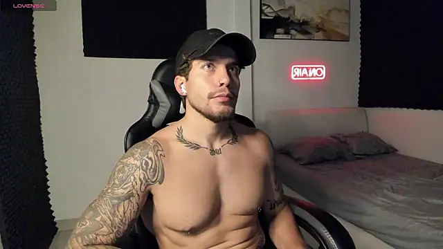 LucianSinclair online show from January 2026 02:47:02 AM