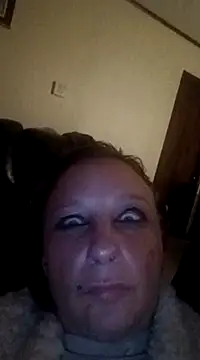 Everlyrose27 online show from December 2024 07:11:02 AM