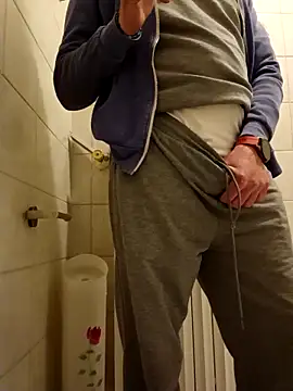 Snapshot of Gipy66 chatting on March 2026 02:12:01 PM Gipy66 online show from March 2026 02:12:01 PM