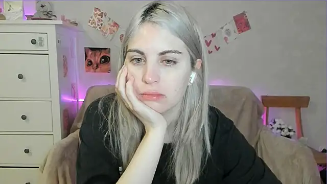 pawpaws online show from May 2026 05:45:02 AM