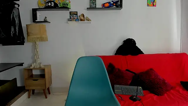 Snapshot of Tom_Krakow chatting on January 2025 06:53:02 PM Tom Krakow online show from January 2025 06:53:02 PM