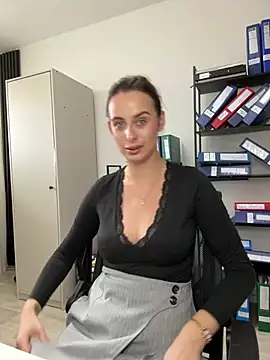 Snapshot of Hii_Lolla chatting on March 2025 11:01:02 AM Hii Lolla online show from March 2025 11:01:02 AM